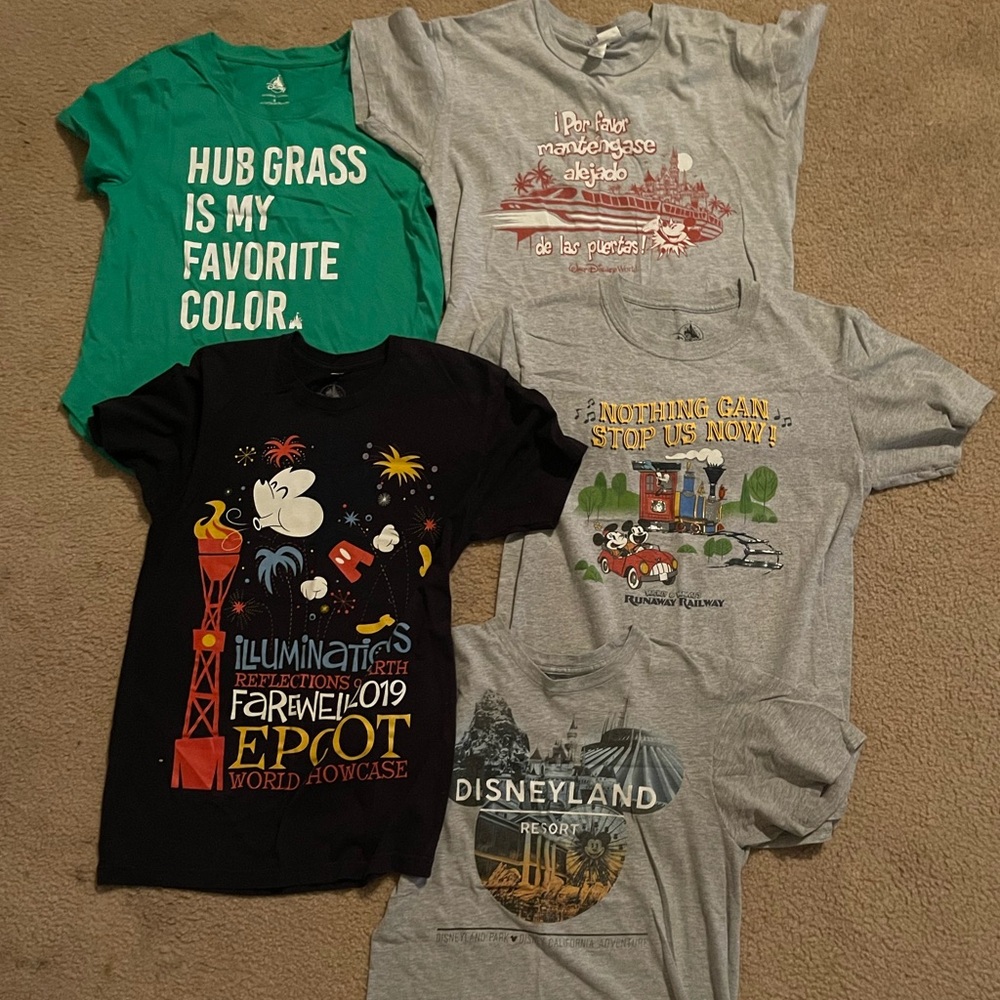 *BUNDLE* Disney Parks Walt Disney World Disneyland Tee Shirts Womens